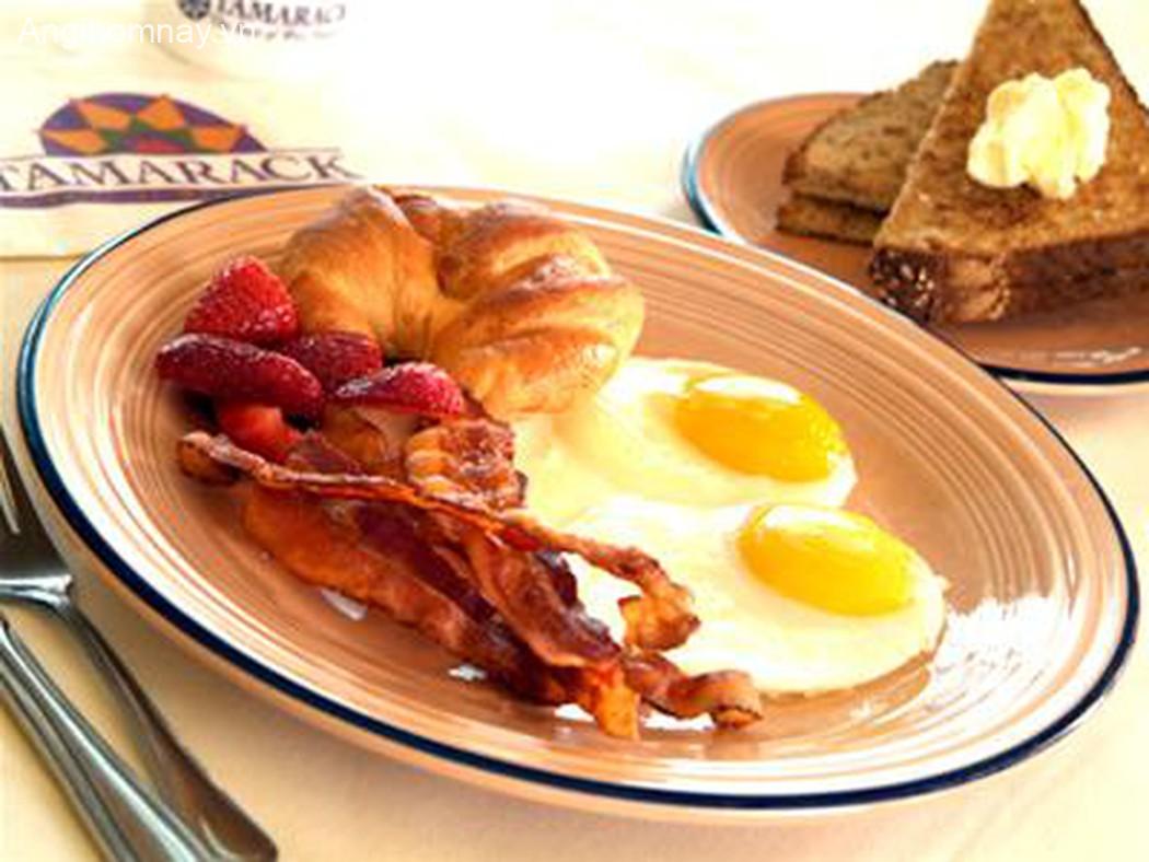 Ăn sáng lại là cách tốt nhất để bạn khởi đầu một ngày mới thật khoẻ mạnh.